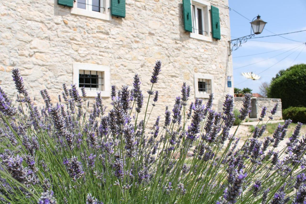 Boutique Hotel Castello Gulich Porec Exterior photo