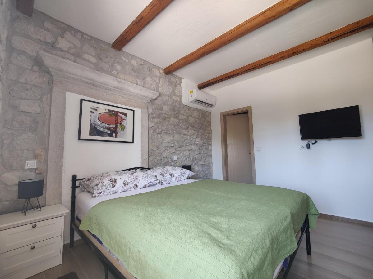 Boutique Hotel Castello Gulich Porec Exterior photo