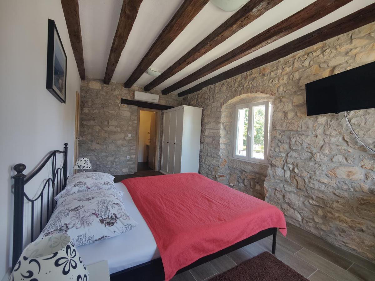 Boutique Hotel Castello Gulich Porec Exterior photo
