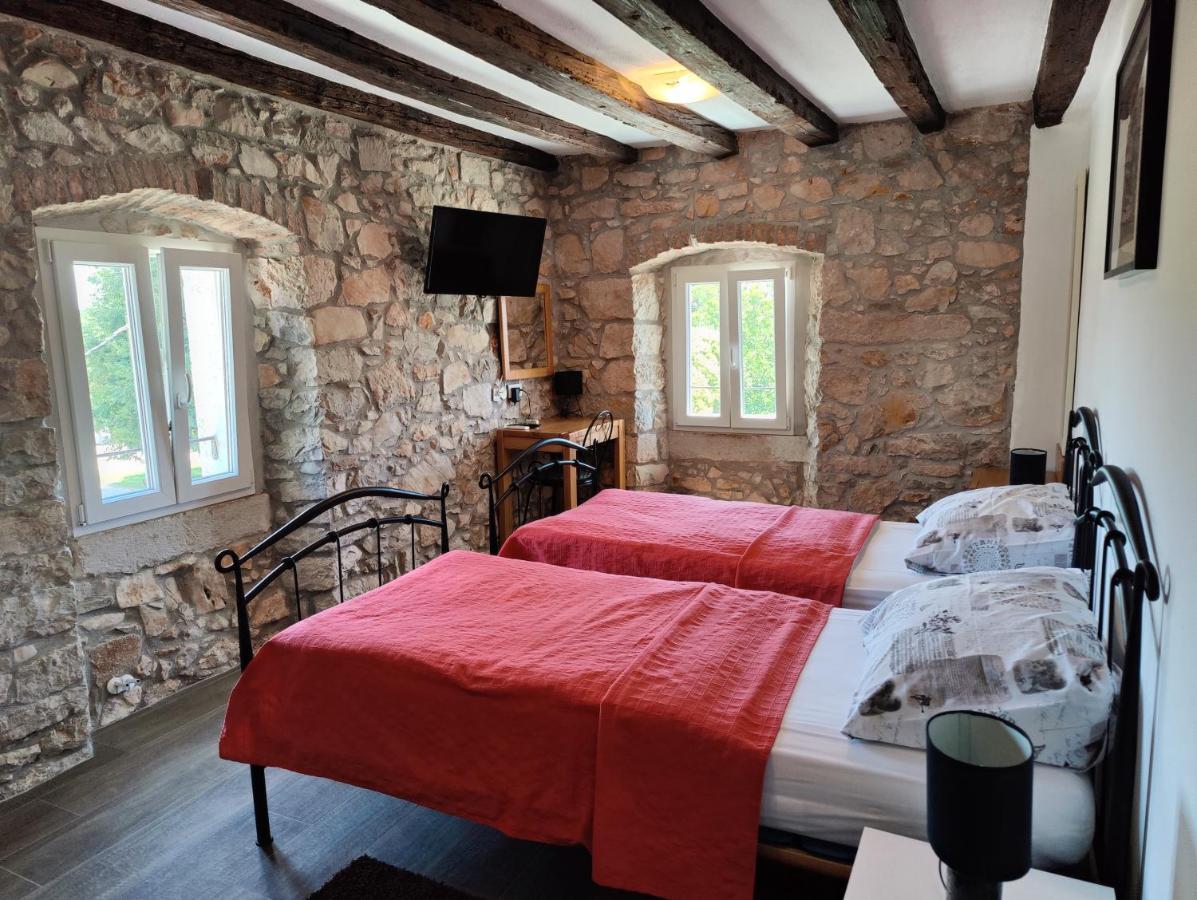 Boutique Hotel Castello Gulich Porec Exterior photo