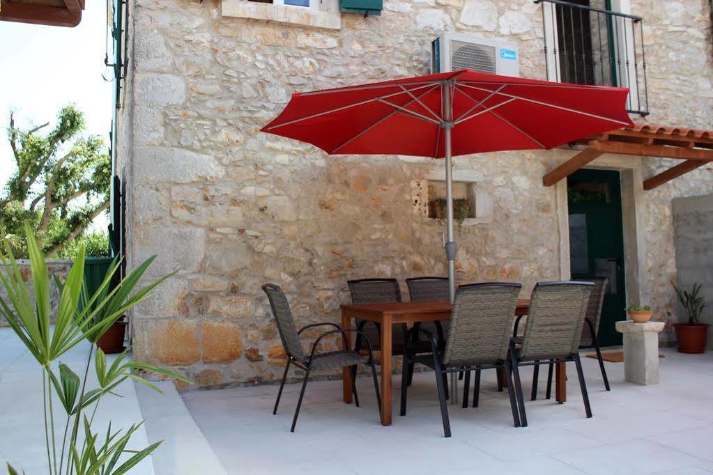 Boutique Hotel Castello Gulich Porec Exterior photo